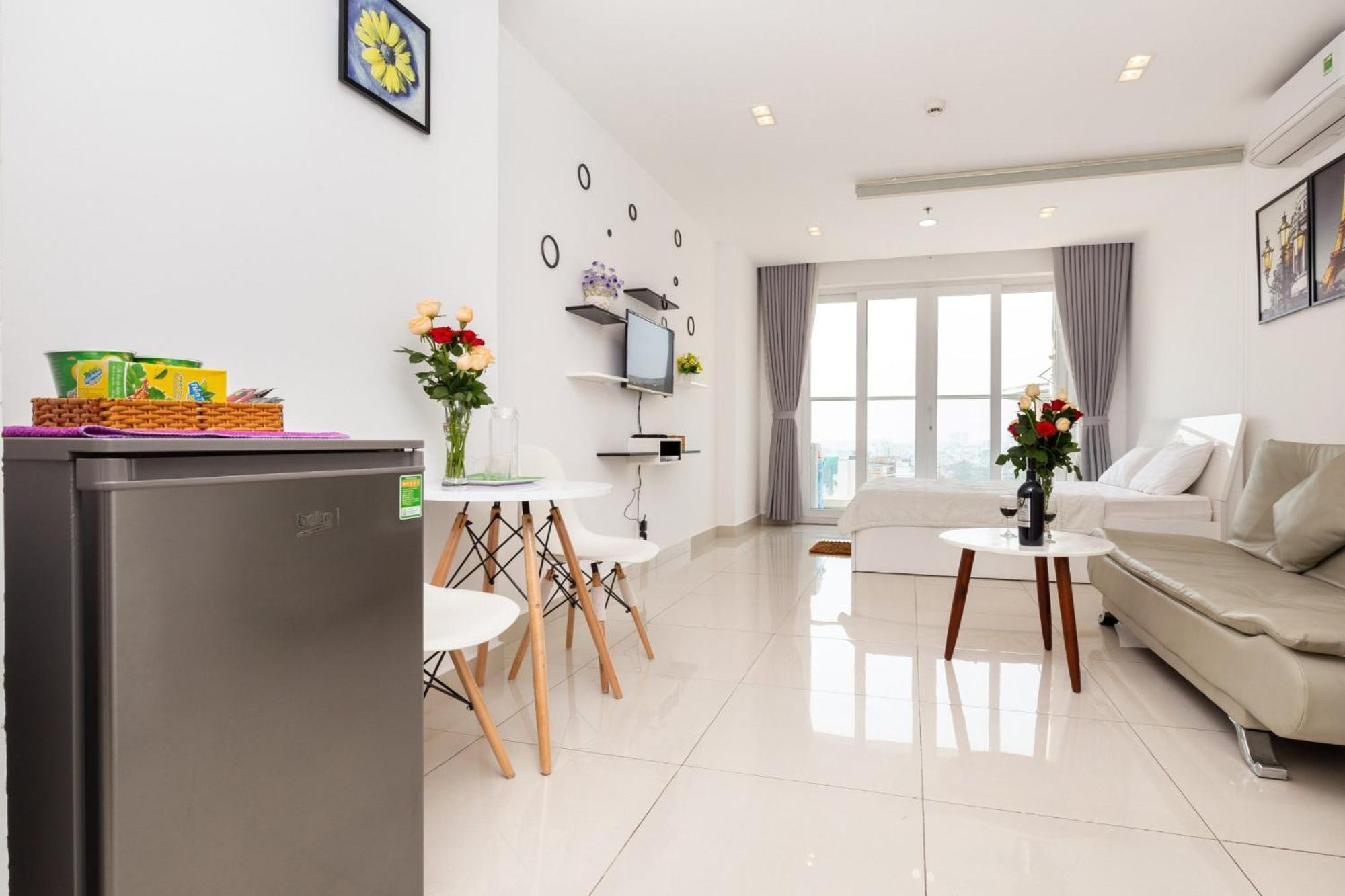 Sky Homes Near Airport Хошимин Екстериор снимка